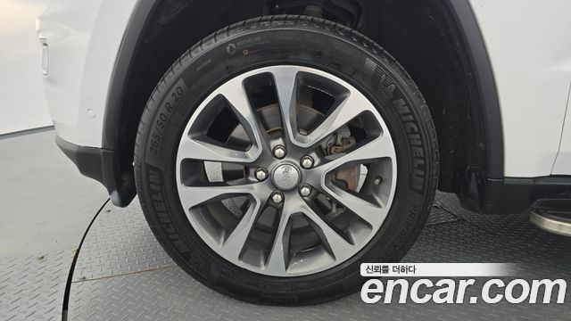 Jeep Cherokee 2018 — photo 5