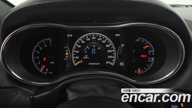 Jeep Cherokee 2018 — photo 11