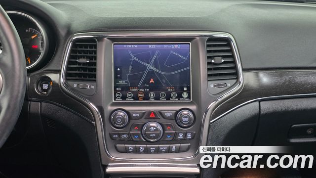 Jeep Cherokee 2018 — photo 21