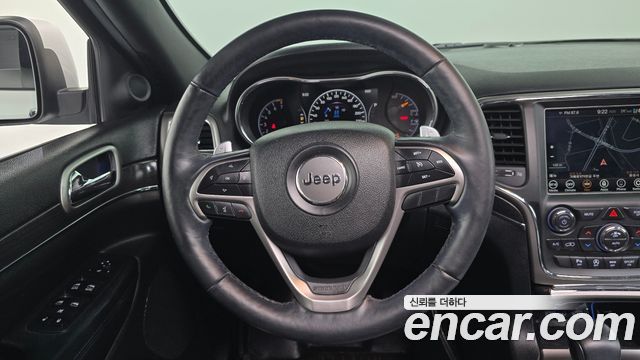 Jeep Cherokee 2018 — photo 22