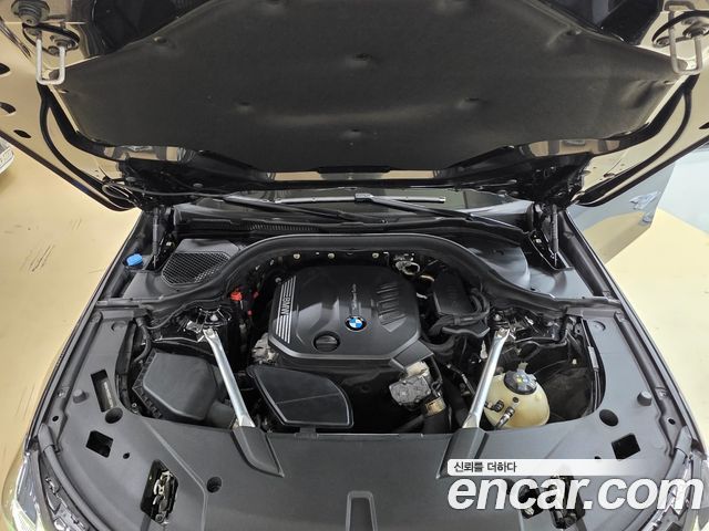 BMW Gran Turismo 2024 — photo 8