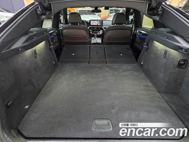 BMW Gran Turismo 2024 — photo 10