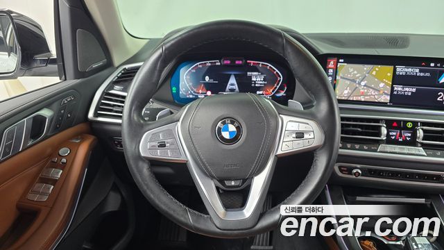 BMW X7 2021 — photo 19