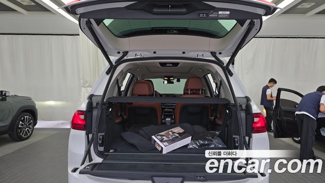 BMW X7 2021 — photo 26