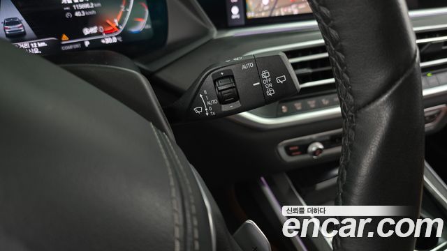 BMW X7 2021 — photo 27