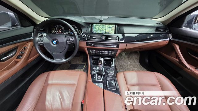 BMW 5-Series 2015 — photo 7