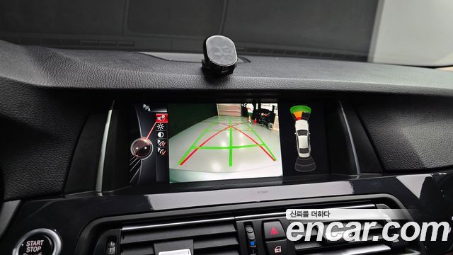BMW 5-Series 2015 — photo 16