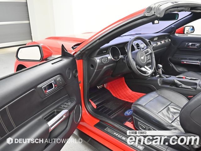 Ford Mustang 2015 — photo 11