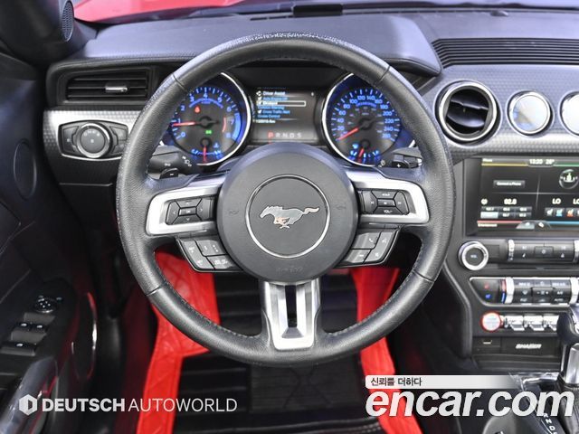 Ford Mustang 2015 — photo 13