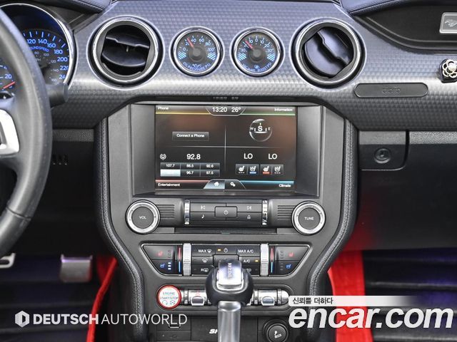 Ford Mustang 2015 — photo 14