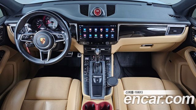 Porsche Macan 2017 — photo 7