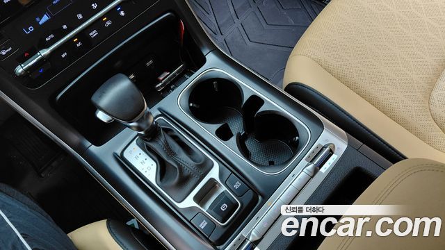 Kia Canival 2022 — photo 12