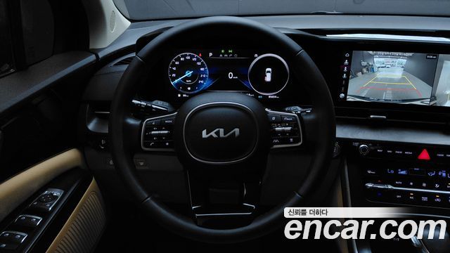 Kia Canival 2022 — photo 19