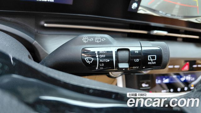 Kia Canival 2022 — photo 25