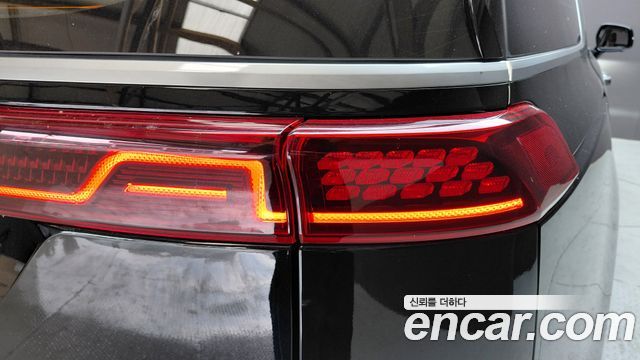 Kia Canival 2022 — photo 9