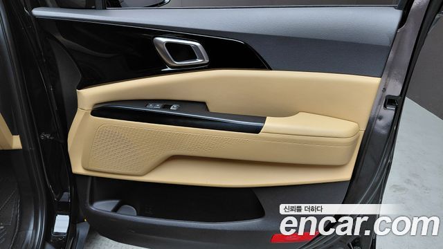 Kia Canival 2022 — photo 14