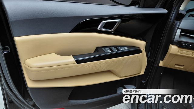 Kia Canival 2022 — photo 15