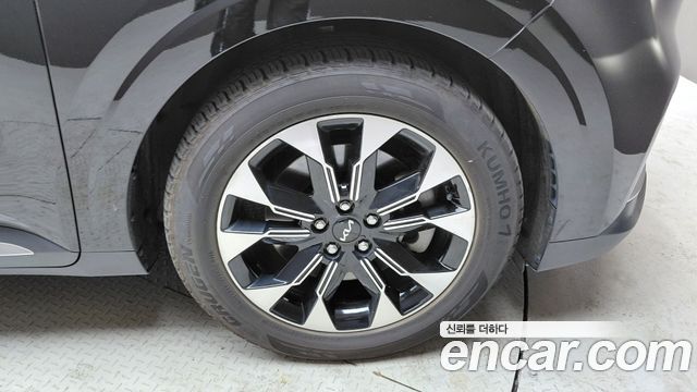 Kia Canival 2023 — photo 5