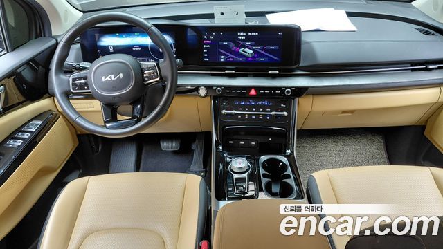 Kia Canival 2023 — photo 10