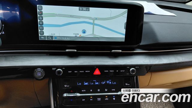Kia Canival 2023 — photo 21