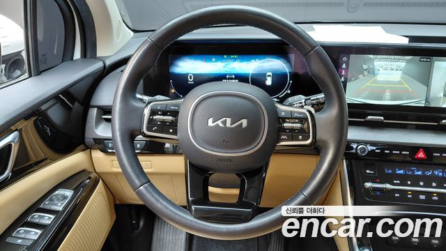 Kia Canival 2023 — photo 19