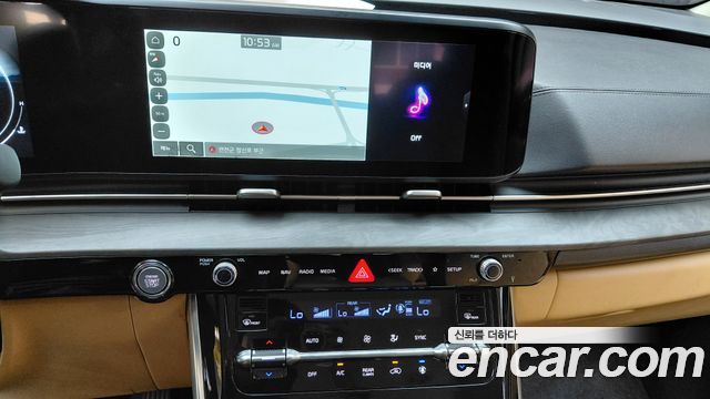 Kia Canival 2023 — photo 21