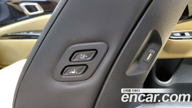 Kia Canival 2023 — photo 22