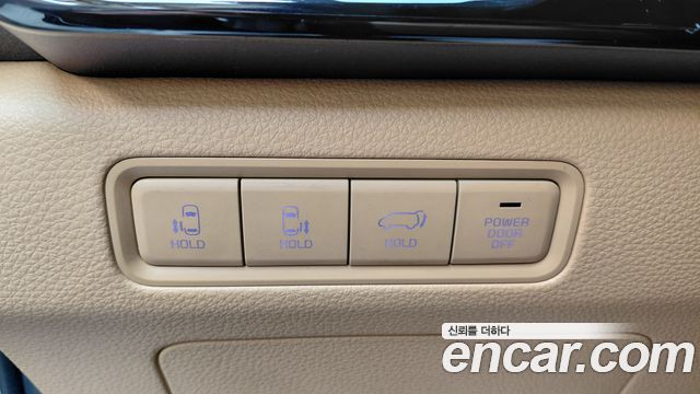 Kia Canival 2023 — photo 24