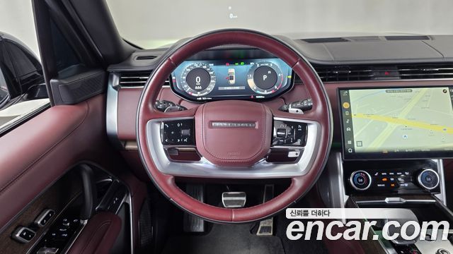 Land Rover Range Rover 2023 — photo 19