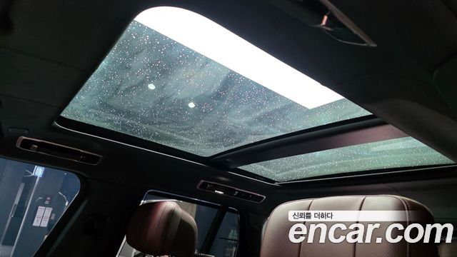 Land Rover Range Rover 2023 — photo 24