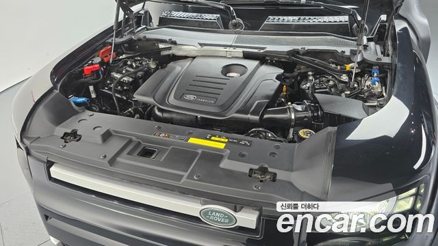 Land Rover Defender 2020 — photo 6