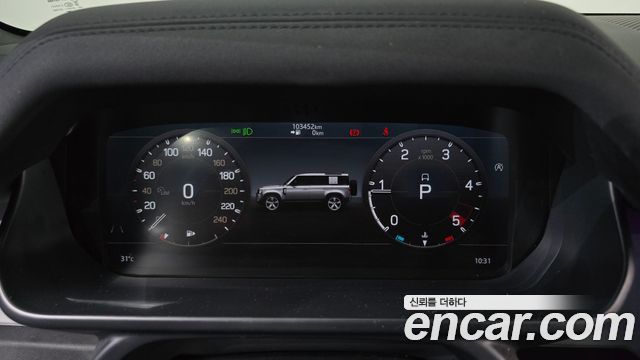 Land Rover Defender 2020 — photo 8