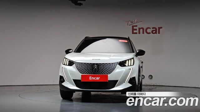 Peugeot 2008 2023 — photo 3