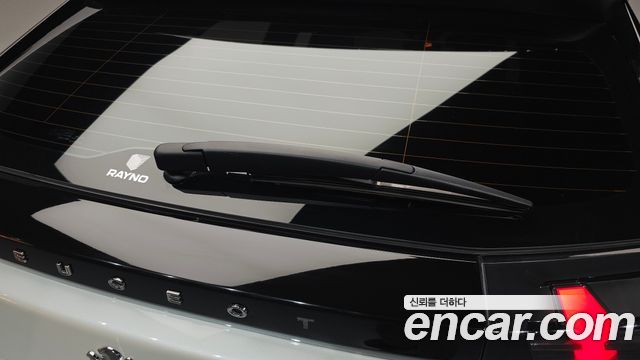 Peugeot 2008 2023 — photo 35