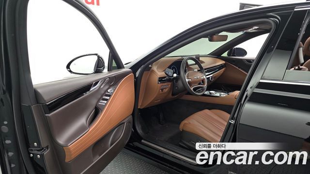 Genesis G80 2023 — photo 13