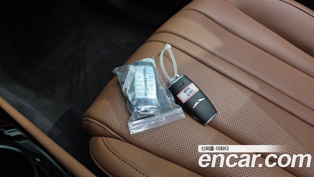 Genesis G80 2023 — photo 34