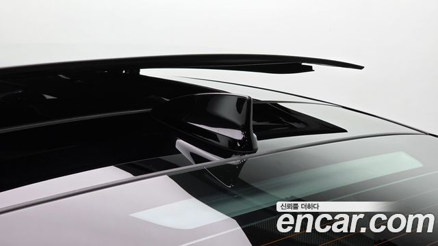 Genesis G80 2023 — photo 36