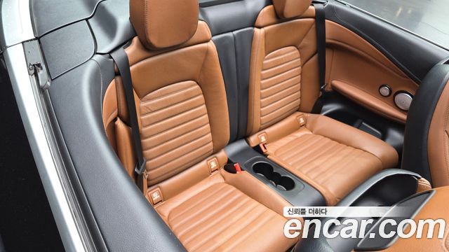 Mercedes-Benz C-Class 2019 — photo 17