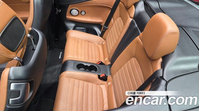Mercedes-Benz C-Class 2019 — photo 18