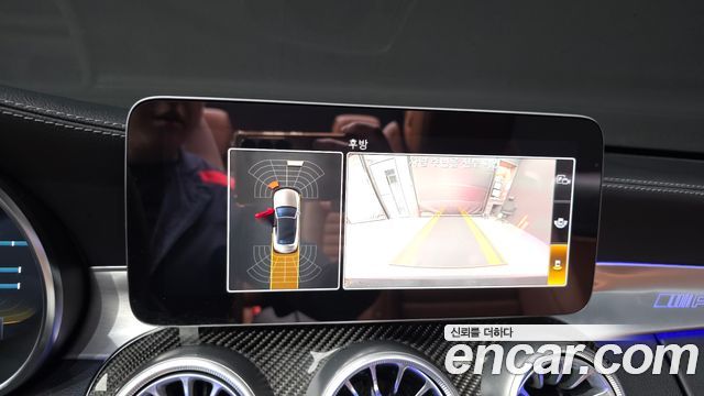 Mercedes-Benz C-Class 2019 — photo 21