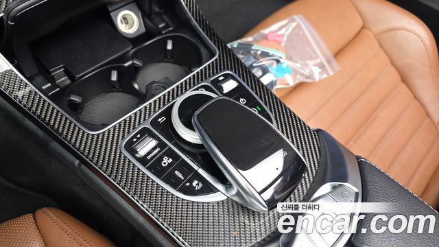 Mercedes-Benz C-Class 2019 — photo 23