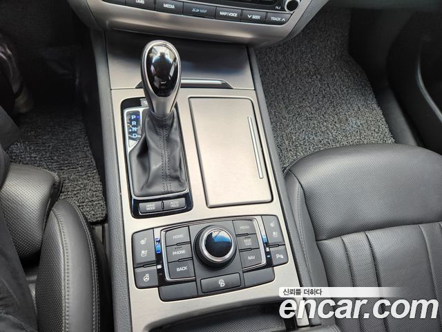 Hyundai Genesis 2015 — photo 4