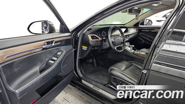 Genesis G90 2019 — photo 13