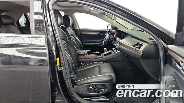 Genesis G90 2019 — photo 17