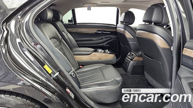 Genesis G90 2019 — photo 18