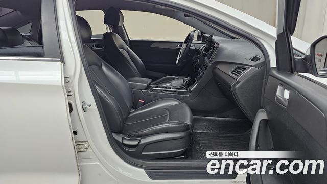 Hyundai Sonata 2015 — photo 11
