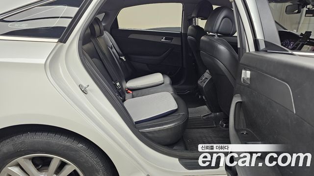 Hyundai Sonata 2015 — photo 12