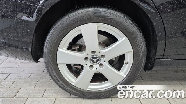 Mercedes-Benz C-Class 2018 — photo 5