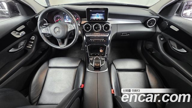 Mercedes-Benz C-Class 2018 — photo 7
