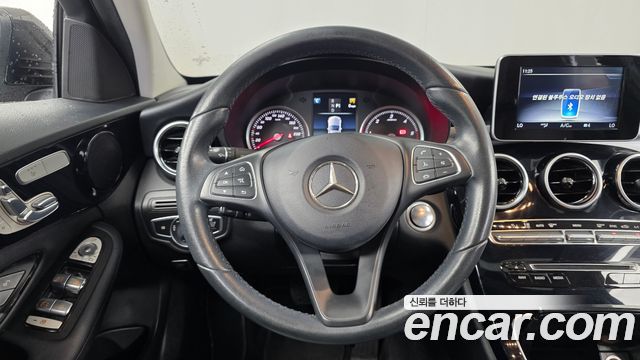Mercedes-Benz C-Class 2018 — photo 13